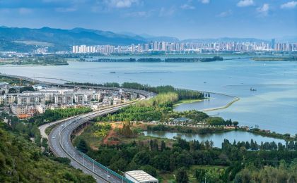 生态修复为城市增绿增收