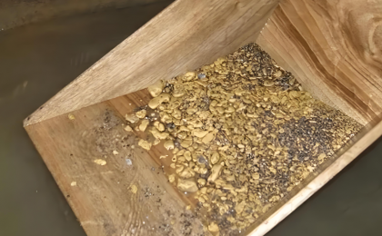 注意，这可不是致富经！“土法炼金”涉嫌违法！  