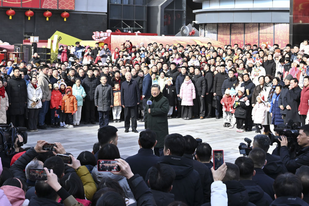 2026年2月，习近平总书记在北京东城区隆福    赶集.jpg